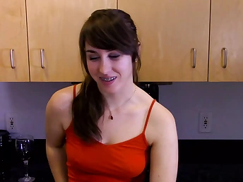 Yankee nubile gets impregnated by her neighbor's giant manmeat in the kitchen