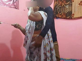 Stepmom cooks for stepson-in-law while he slurps her big bum