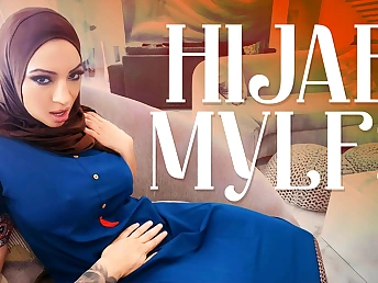 Sasha Love Button gets a surprise from her step-brother-in-law's ample prick - Hijab Mylfs