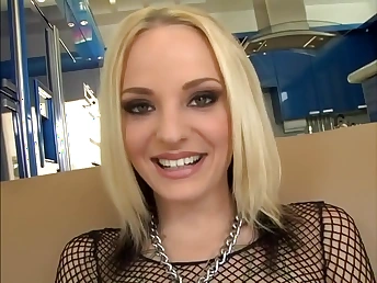 Blonde sexy doll getting gonzo anal invasion lesson