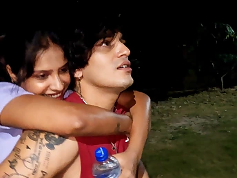 Desi Gf Beau & Akash Gonzo Kising get their stingy holes drilled away from Hefty Manhood's Mandingo in this steamy Indian