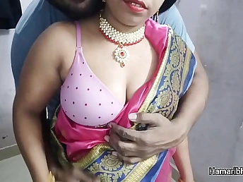 Desi wife Devi gets her Indian tush pounded to the fullest extent a finally dressed in saree