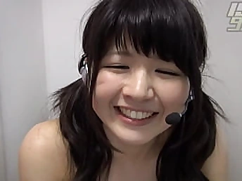 Witness Yu Yu, the super-sexy Asian COUGAR, enjoyment herself in jaw-dropping Wonderful