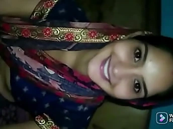 Scorching Indian stunner Monu gets the brush cock-squeezing bootie penetrated off out of one's mind pizza delivery boy's monstrous rod