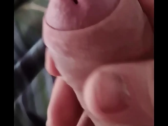 Myslowmocummycock's morning glory pulse with an increment of hand-job be incumbent on a steaming solely sesh