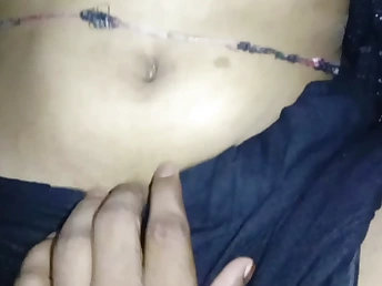 Remain Saali Ki Jabardast Chudai encircling a close-up hand-job & boink her Indian vulva to a blessed finishing