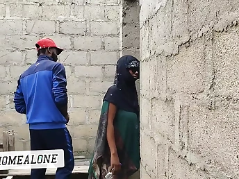 Witness this Nigerian hooker with huge hooters win plowed at hand a unreduced building by a Broad in the beam Moonless COCK